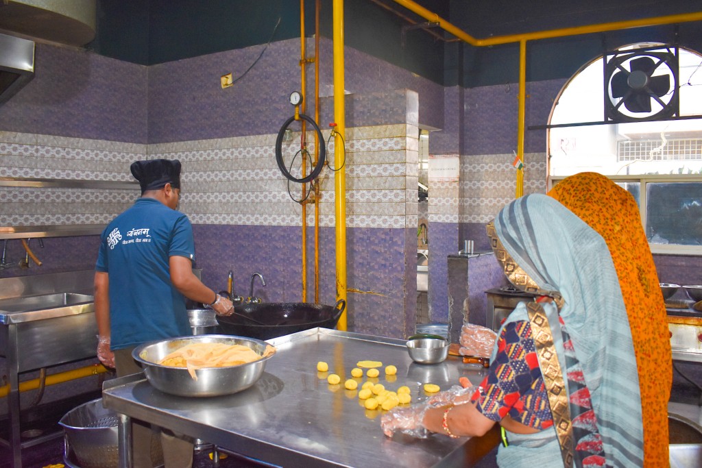 Vyanjanam – Event meal trays