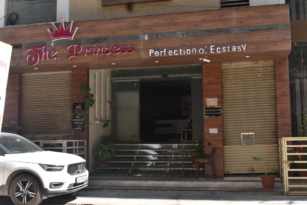 The Princess hostel exterior